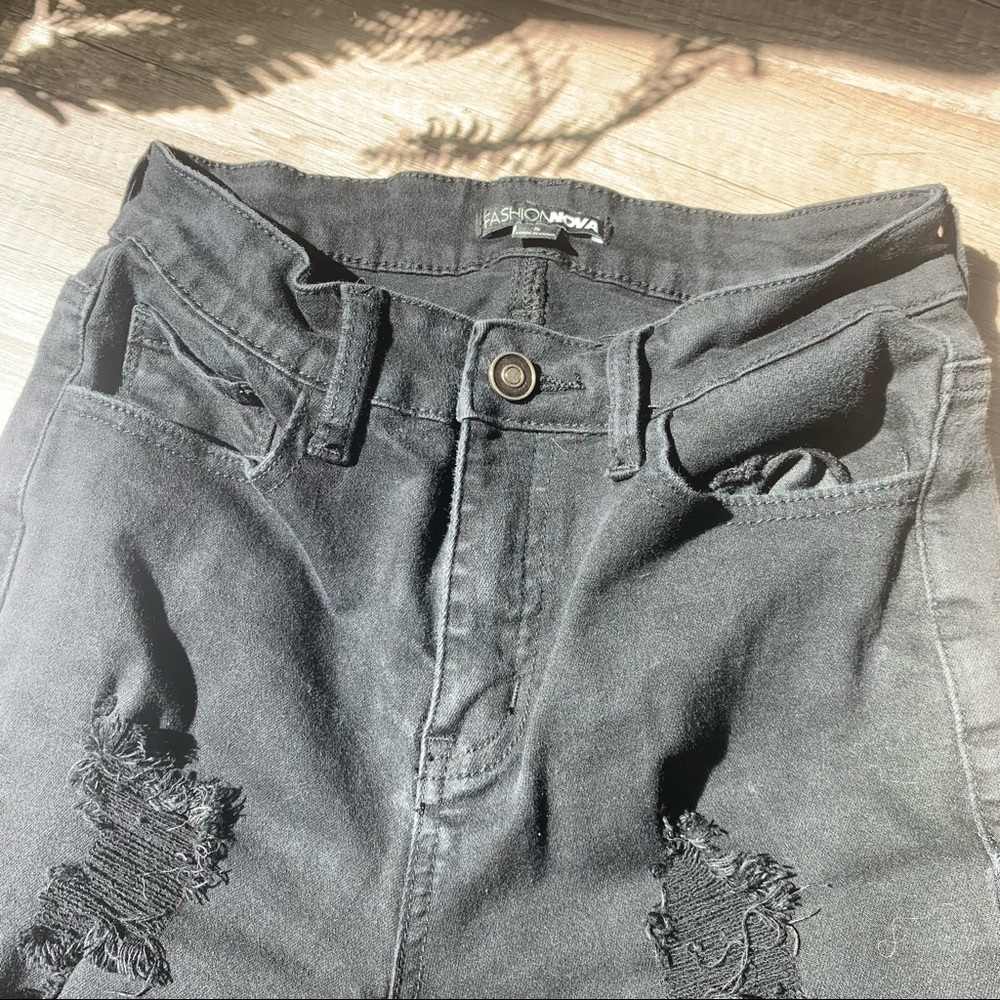 Black skinny jeans